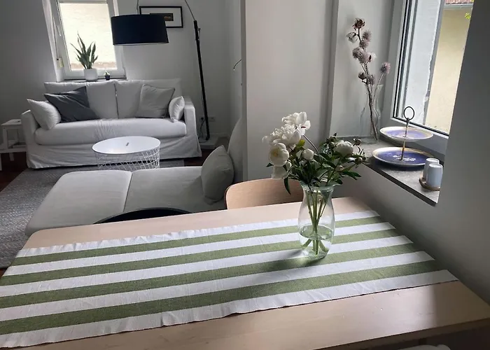 Charmantes Haeuschen Am Waldrand Casa de Férias *